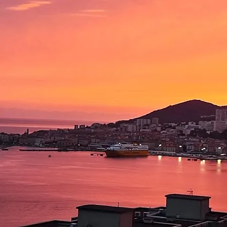 Il Golfo Lägenhet *